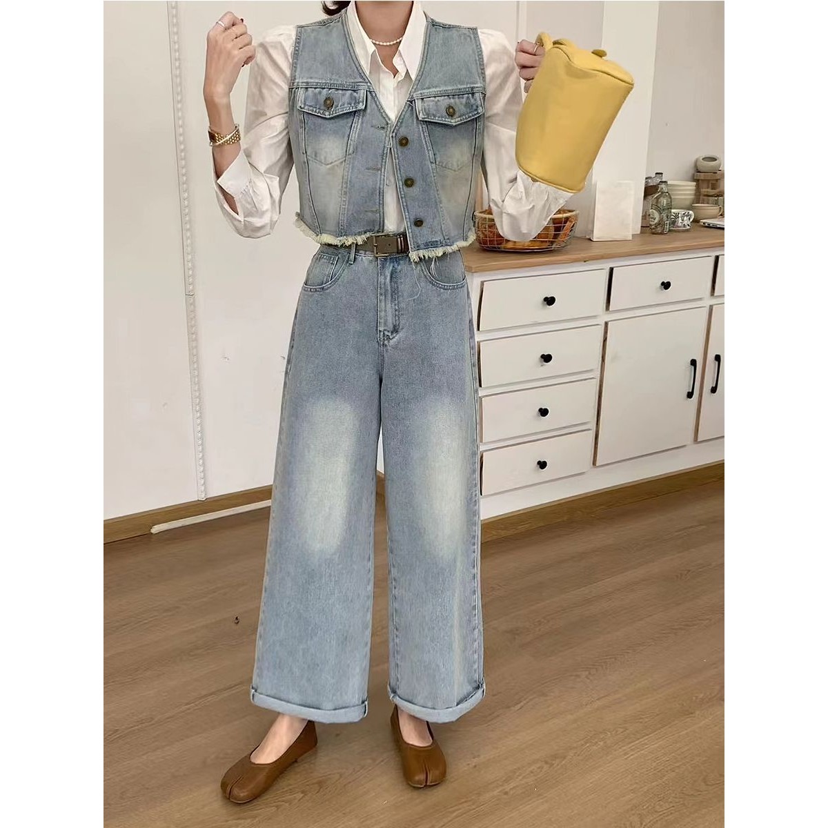 炸街牛仔套装女辣妹复古毛边无袖背心马甲外套阔腿裤衬衫三件套潮