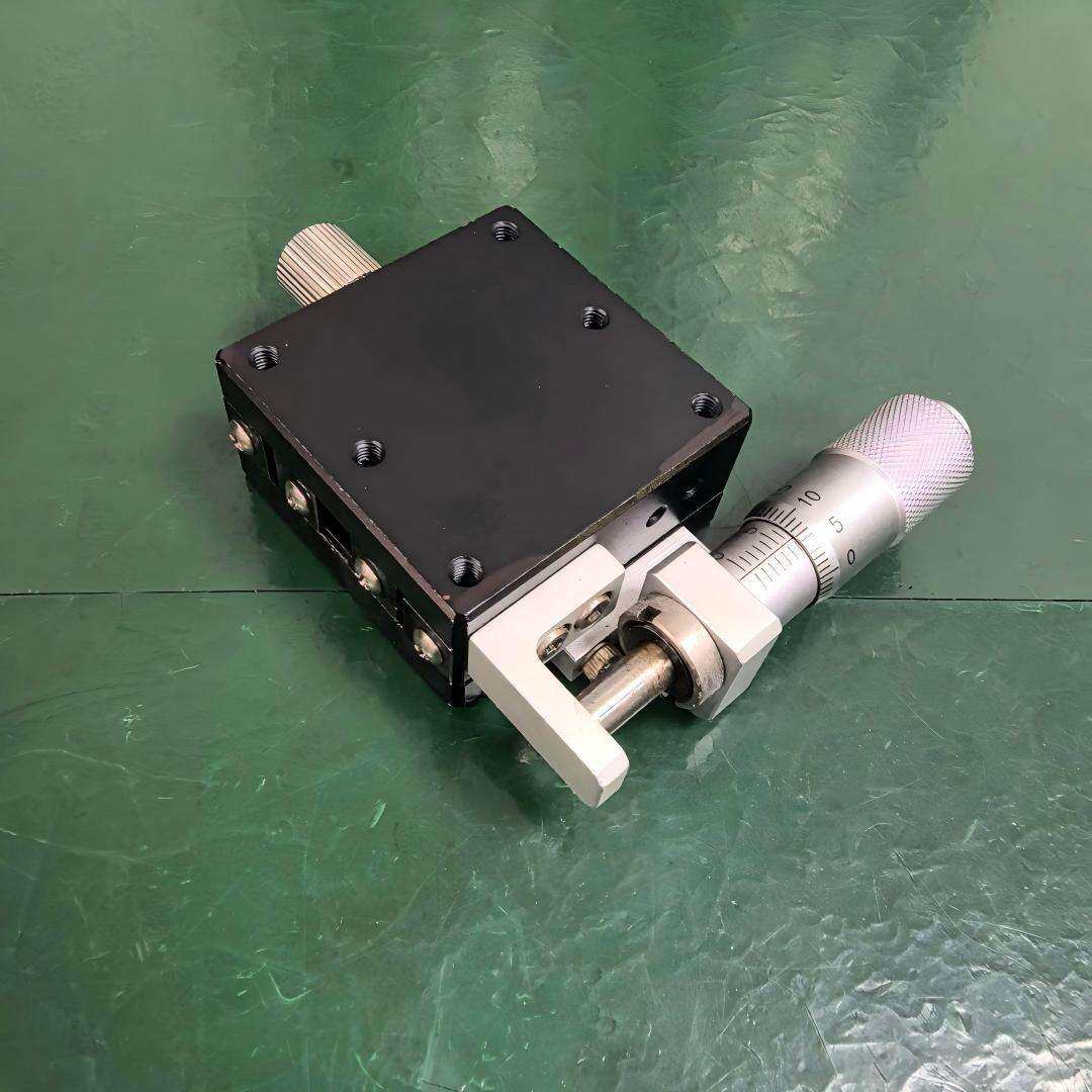 X轴LGX40-L LGX40-R LGX40-C钢条滚珠型手动平台,手动滑台