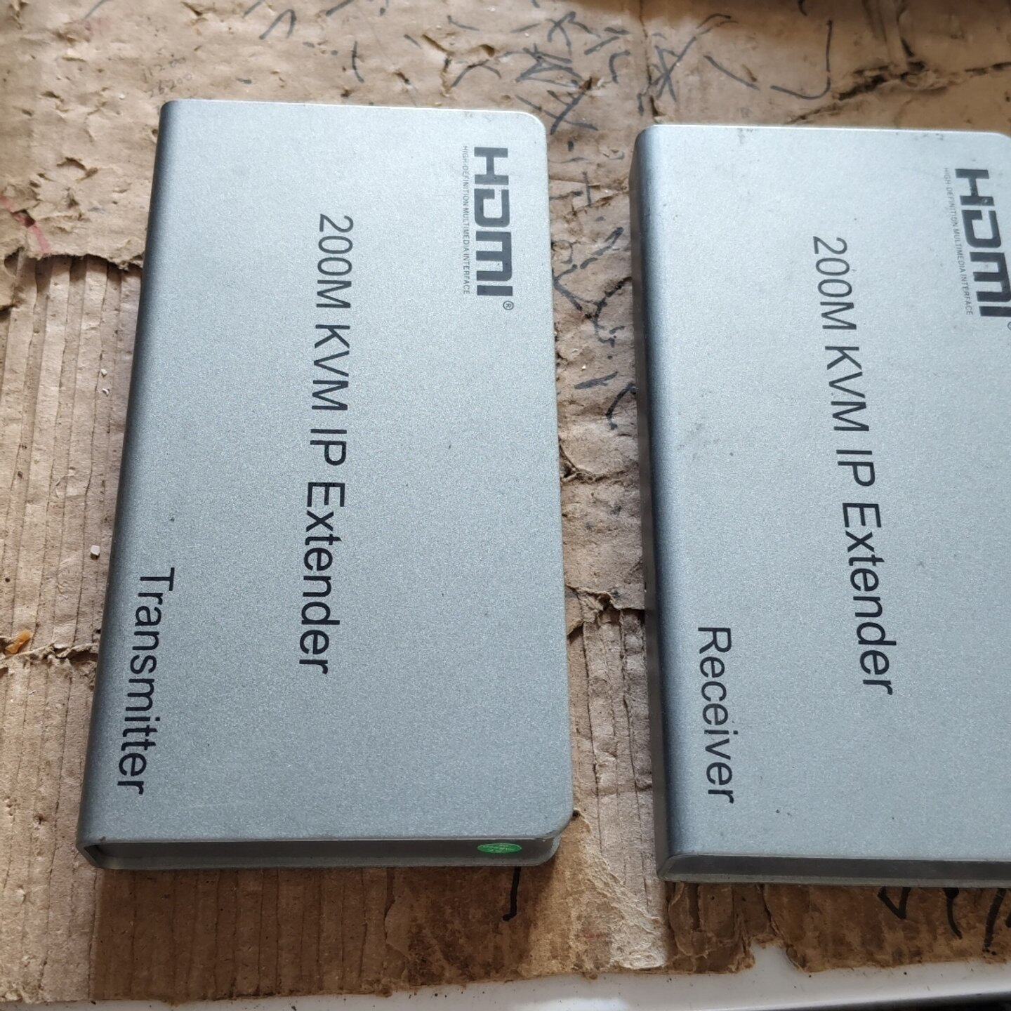 询价HDMI KVM IP延长器，外观成色如图可维修
