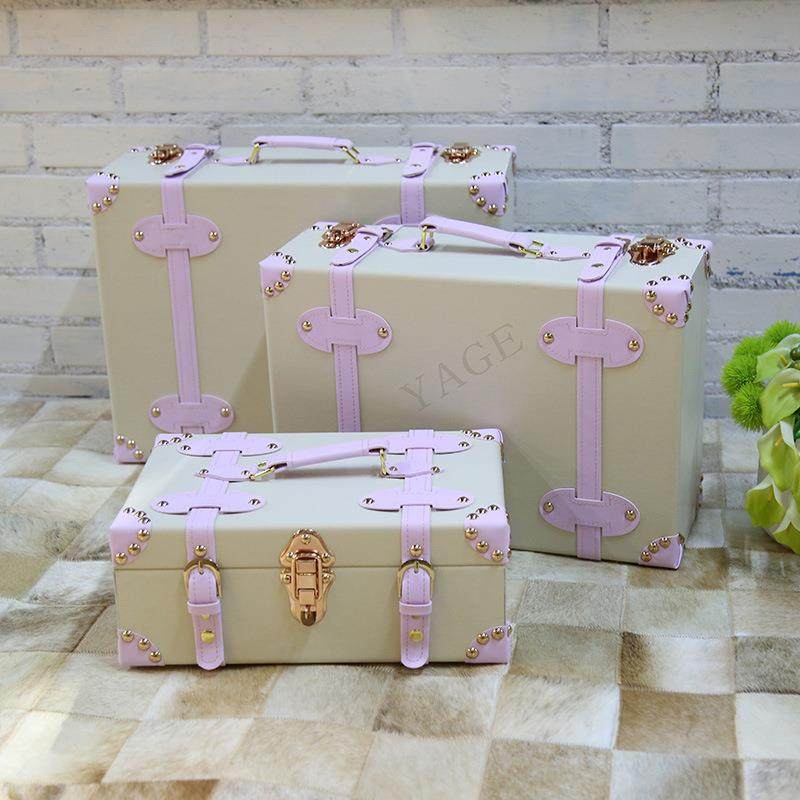 软装样板房装饰手提箱家居装饰品米色仿真皮加粉色皮条手提箱简约,自行车/骑行装备/零配件,更多零件/配件,淘宝优惠券,粉丝福利购,淘宝优惠卷