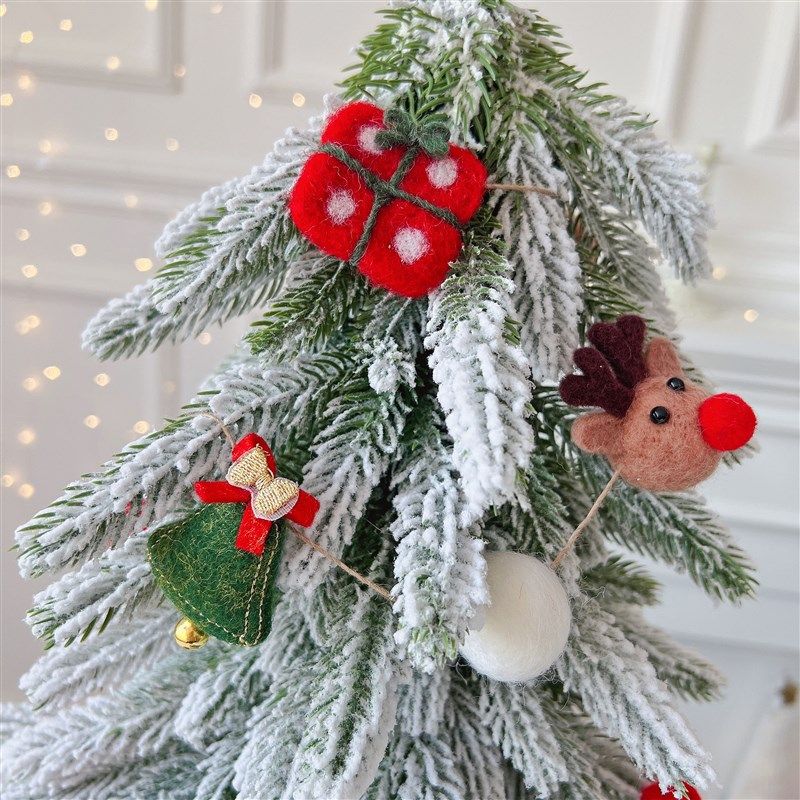 圣诞季 圣诞礼物盒麋鹿松树毛毡球挂串圣诞树装饰节日场景挂饰串,节庆用品/礼品,圣诞装饰品,淘宝优惠券,粉丝福利购,淘宝优惠卷
