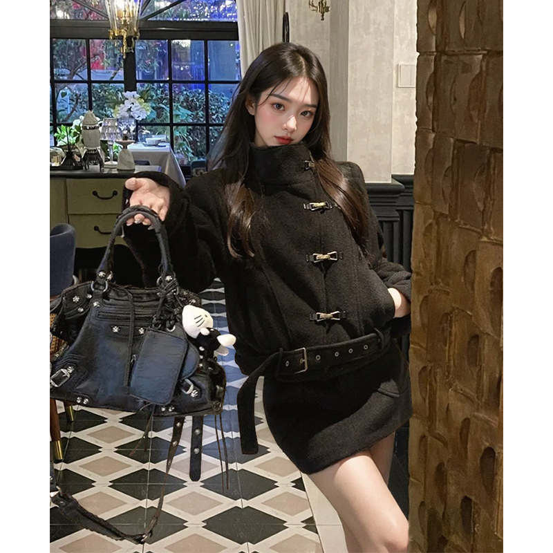 【千金缔造者】黑色毛呢加厚立领短外套+半身短裙小个子冬季套装