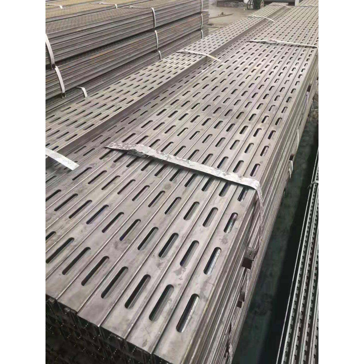 四川槽钢厂家C型钢冷弯镀锌抗震支架管道支架光伏支架