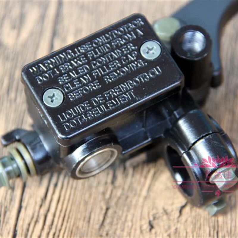 包邮摩托车配件 大地鹰王CA250刹车上泵 金太子前刹车泵制动泵