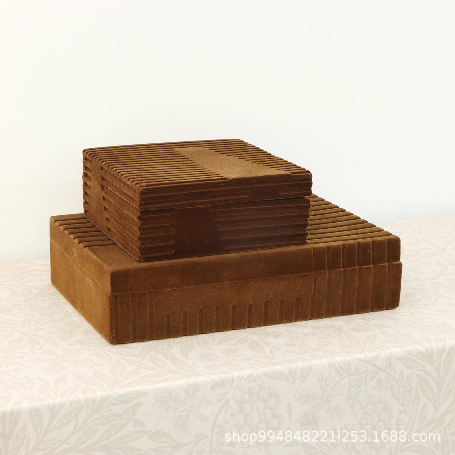 现代简约植绒几何收纳盒盒卧室梳妆台首饰盒样板间软装饰品摆件