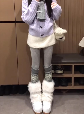 白色毛绒短裙女冬季2025新款小个子梨形伯克利裙子高腰a字半身裙