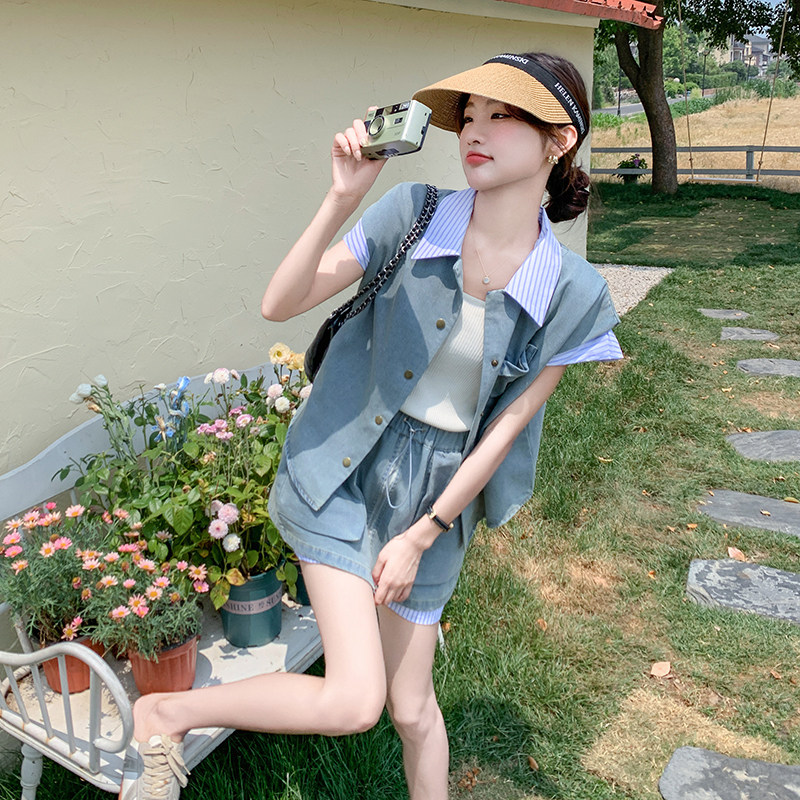 学院风牛仔条纹套装女两件套2026夏新款时尚减龄短袖短裤翻领外套