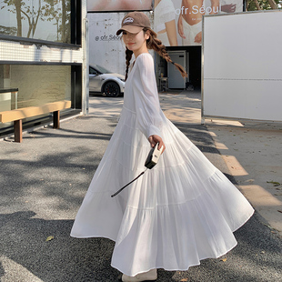 白色法式温柔风连衣裙女2026春季新款优雅气质收腰显瘦中长款裙子