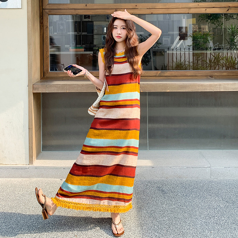 法式复古条纹无袖背心连衣裙女2026春夏新款长裙度假风多巴胺穿搭