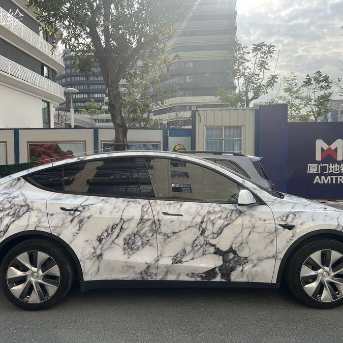 汽车彩绘涂装车身改色膜赛车赛道汽车贴膜4S店新车大理石改色贴膜