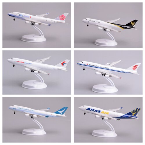 20cm开舱门747UPS货运飞机模型