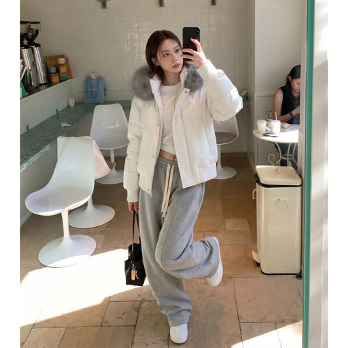 SIYU斯羽90白鸭绒狐狸毛羽绒服女