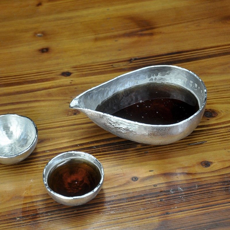 日式匠人手作纯锡烈酒杯分酒器片口酒壶醒酒器杯子公道杯清酒杯