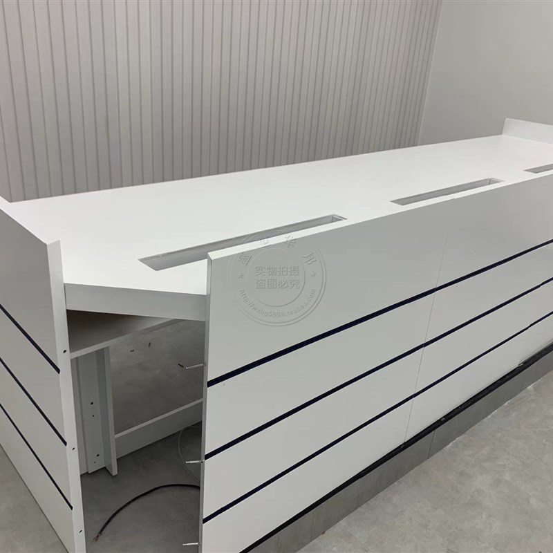 白色烤漆少年法庭桌椅q智慧家事法庭桌无纸化法官桌自动法院办公