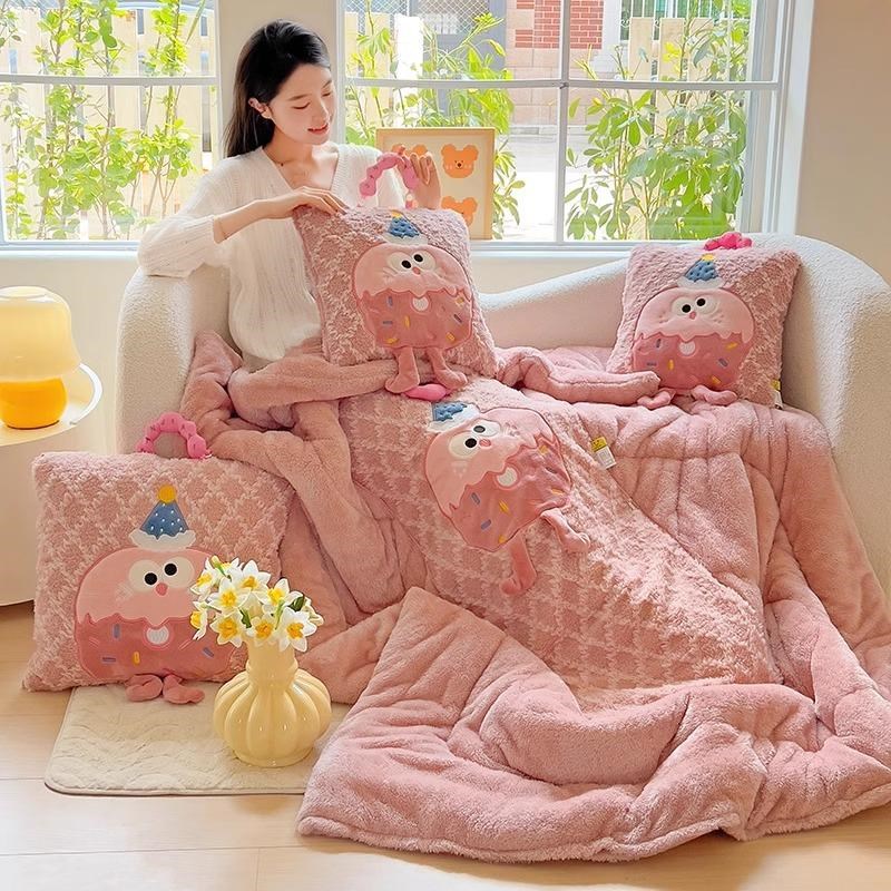 手提曲奇饼干抱枕被子两用冬季车载靠G枕办公室午睡枕头毯子二合