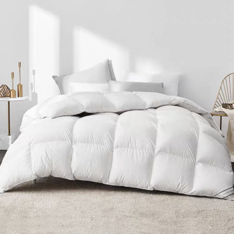 直销羽绒被95白鹅绒被子冬被加厚保暖被芯双人冬季羽绒被子