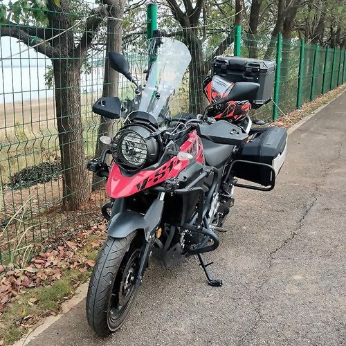 适用于铃木DL250前挡风玻璃改装配件加高加宽加厚护胸风挡挡雨板