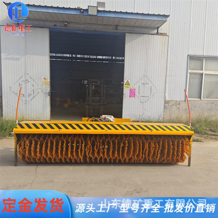 车载扫雪除雪辊刷扫雪机道路除雪滚大型车载前置式扫雪刷雪滚刷