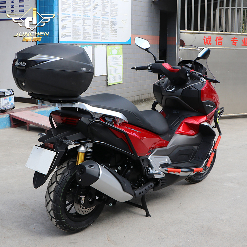 适用于大阳ADV350保险杠踏板车V锐350前M后护杠全包围车身防摔保