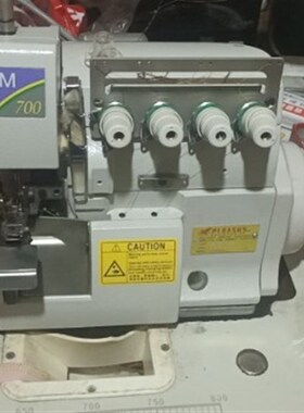 小桌子4线拷边机直驱静音280台全部正常9新因要换新机器800