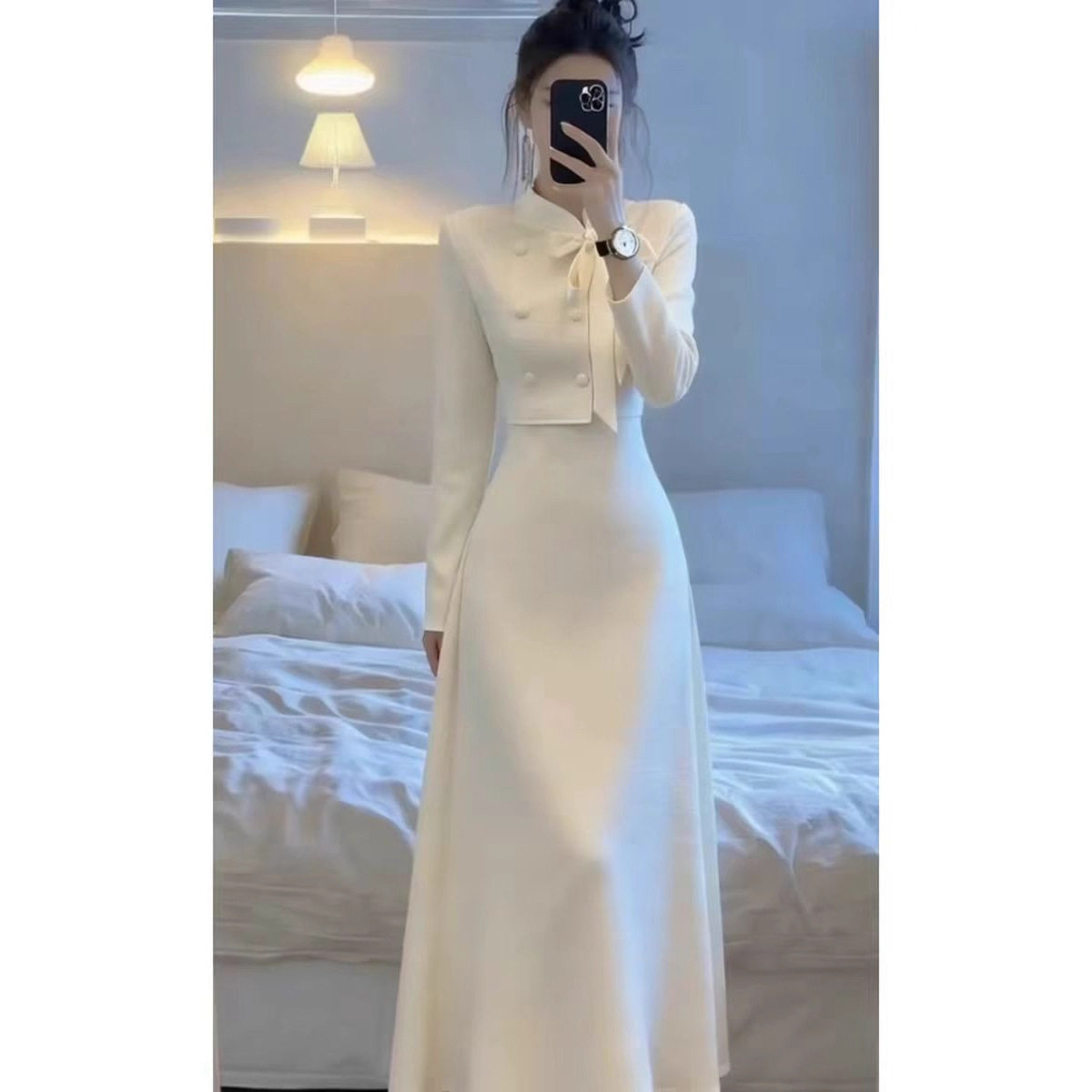 秋冬出席重要场合气质女神范高级感巨好看小香风假两件白色连衣裙