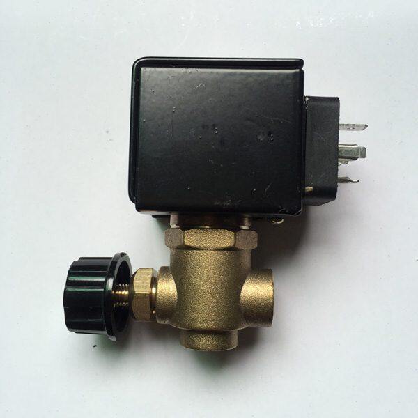 电加热蒸汽锅炉熨斗配件 锅炉专用电磁阀 蒸汽阀220V/50HZ