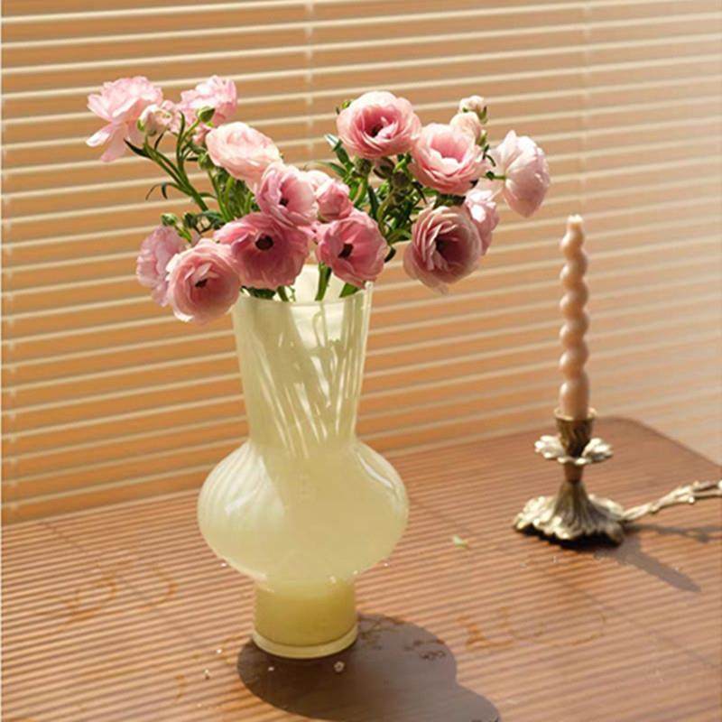 复古奶黄法式直筒桌面中号玻璃花瓶样板间轻奢居家摆件,玩具/童车/益智/积木/模型,毛绒/玩偶/公仔/布艺类玩具,淘宝优惠券,粉丝福利购,淘宝优惠卷