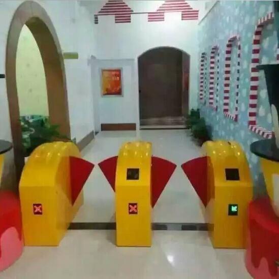 幼儿园门禁接送系统儿童闸机人脸识别刷卡推送游乐场学校小摆闸机