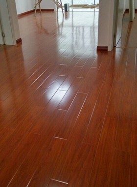 龙叶5831红色环保家用地暖金刚板强化复合地板木地板厂家直销12mm