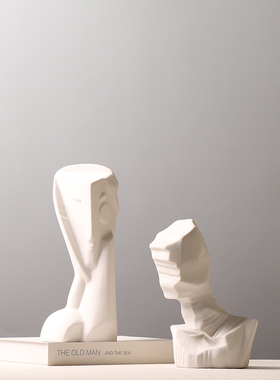 北欧创意磨砂人脸摆件陶瓷装饰品样板房客厅茶几摆设克莱因蓝白色