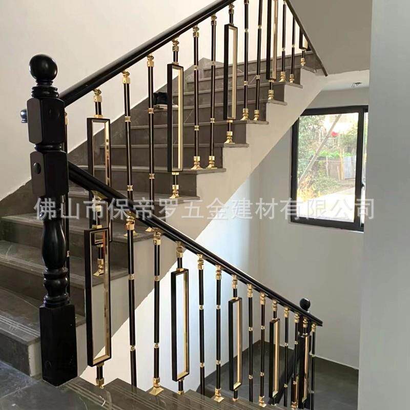 心连心铝艺精铸件护栏别墅装潢K金楼梯立柱花柱铸件