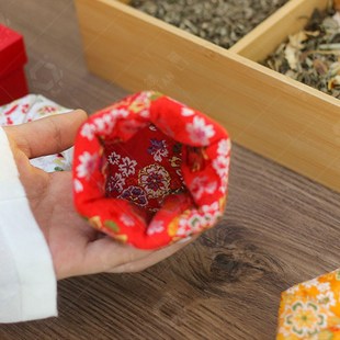 六角香囊空袋锦缎首饰收纳盒香袋立体迷你荷包装香料宫廷中式香包