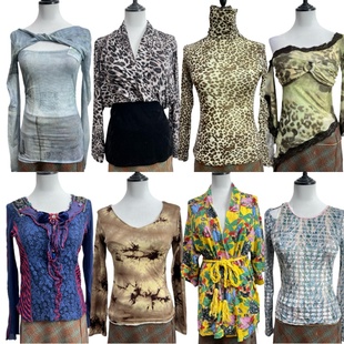 穿搭 显瘦Y2K风个性 古着vintageQ22海淘嬉皮印花长袖 T恤女辣妹修身