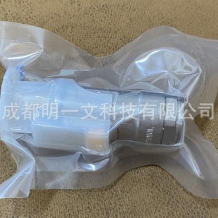 PL18V-300-70安费诺汽车连接器插头Amphenol 全新含端子