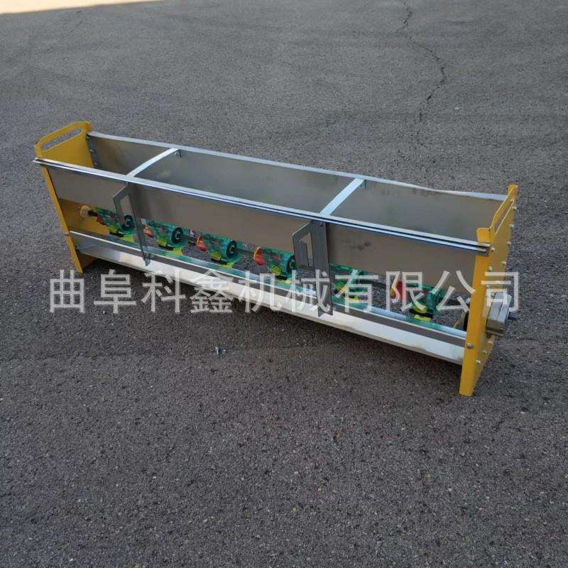 新款电动遥控撒肥机科鑫不锈钢材质施肥器后挂式小型扬肥机