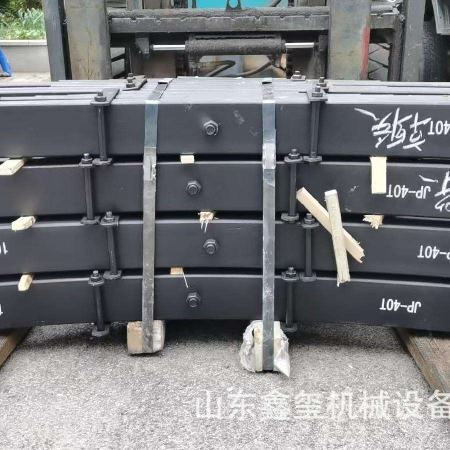 钢板供应重汽斯太尔豪沃配件 豪沃前钢板总成WG9731520041