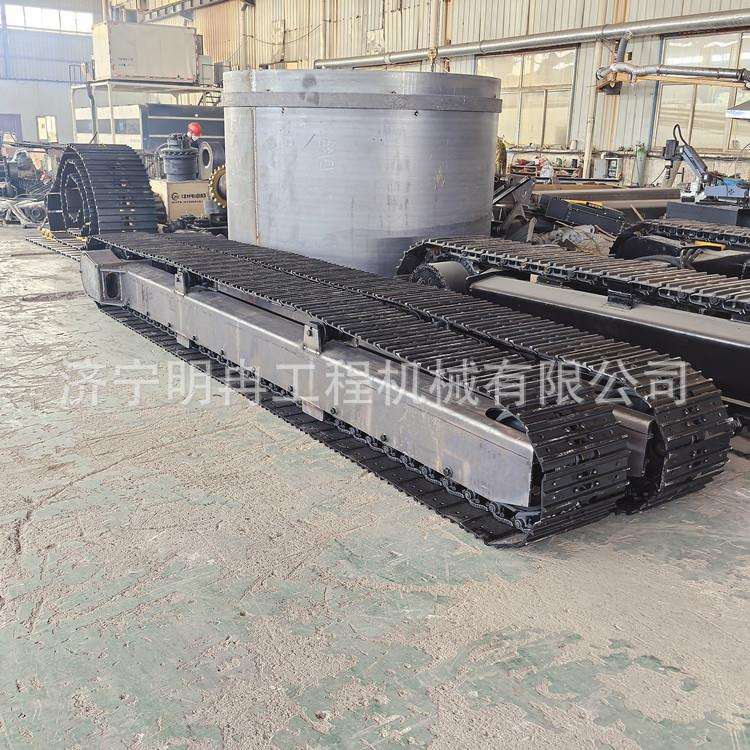 8吨震动筛沙机移动钢制履带底盘总成 全液压马达柴油动力遥控行走