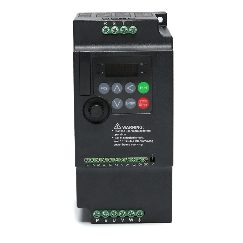 单相220v变三相380v 通用变频器0.75 1.5 2.2 5.5kw 电机调速器