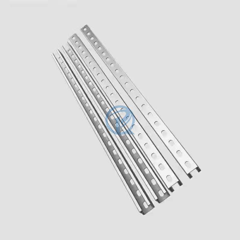 四川现货供应镀锌槽钢冷弯冲孔C型钢41*2141*4141*62