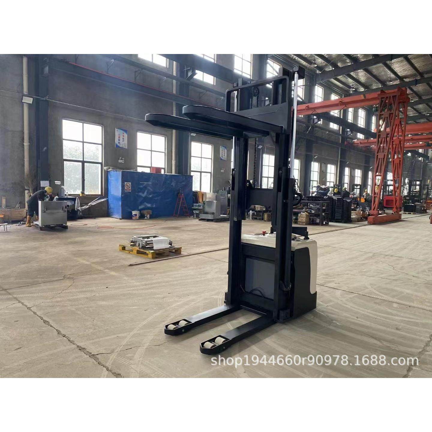 全电动堆高叉车大载重载货升降机载重.5吨升高2米自动堆垛车,搬运/仓储/物流设备,其他起重搬运设备,淘宝优惠券,粉丝福利购,淘宝优惠卷