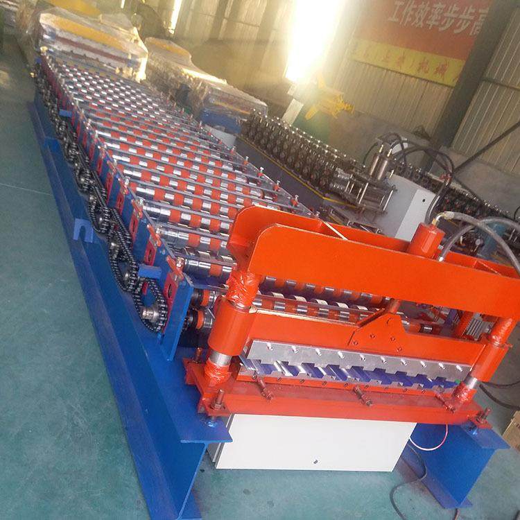 厂家生产800彩钢板压型机800全自动卷帘门成型机设备卷帘门设备,机械设备,其他机械设备,淘宝优惠券,粉丝福利购,淘宝优惠卷