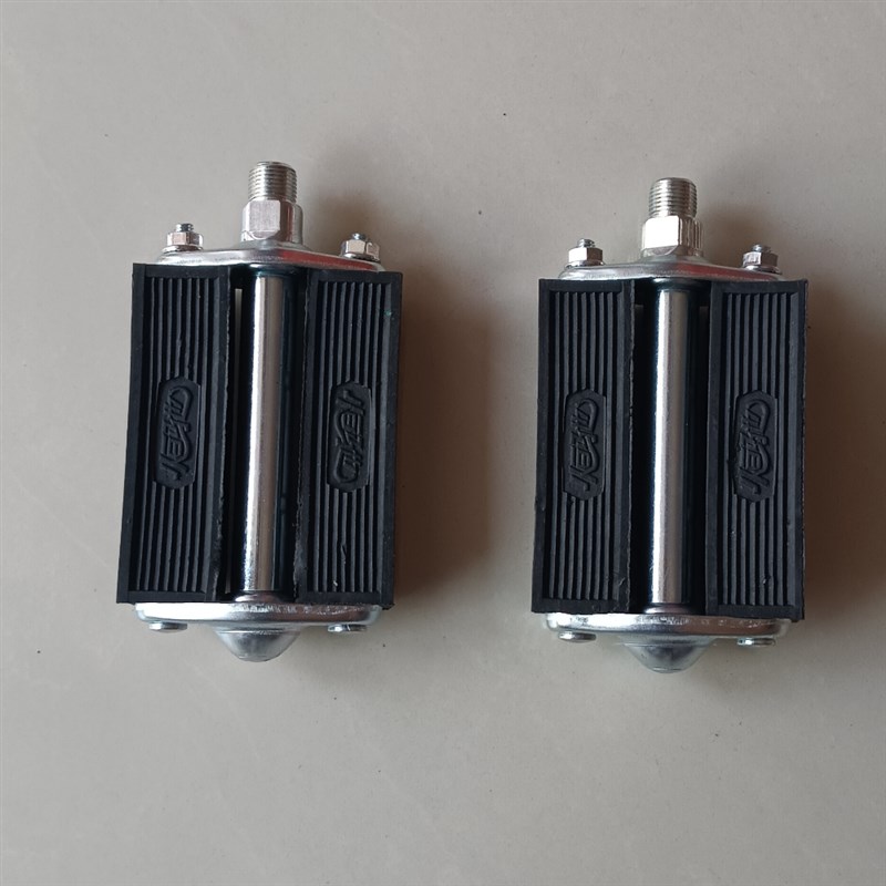 人力三轮车老式26  28自行车脚蹬二八大杠脚踏板粗轴滚珠配件包邮