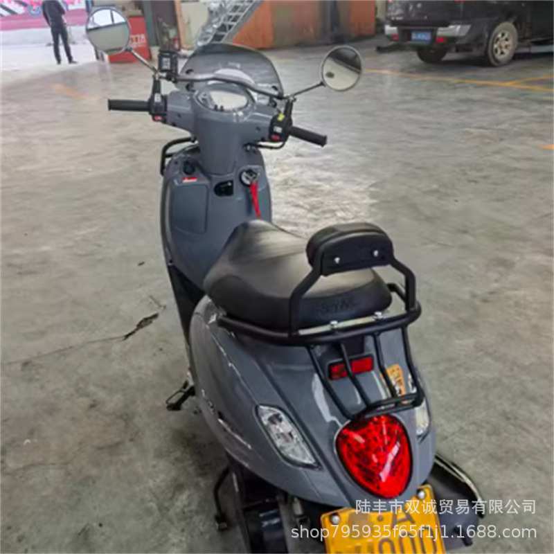 适用三阳飞度四后货架fiddle4复古改装后货架后短尾后扶手行旅架