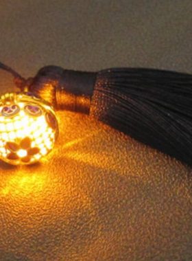 流苏款镂空香囊球挂件铜质吊坠可打开香薰球挂饰手机链随身佩戴