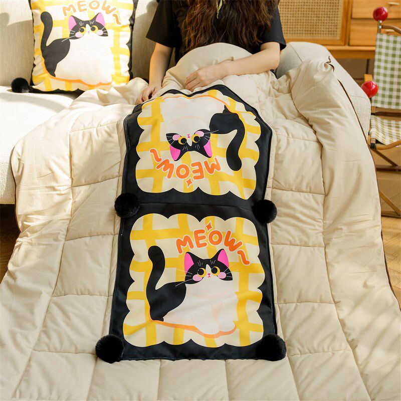 灰熊 X 叫我法师 可q爱啊猫时尚手拎抱枕被沙发盖毯二合一多功能