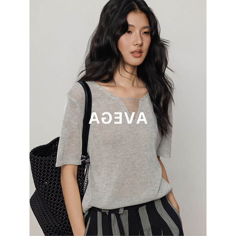 简约慵懒风亚麻v领短袖针织衫女夏季宽松高级感薄t恤镂空休闲上衣