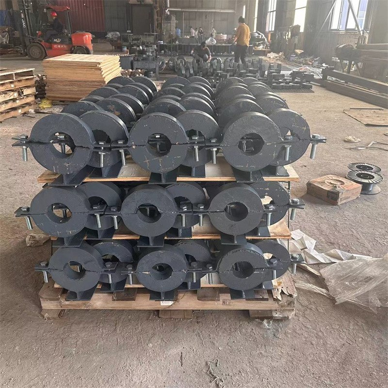 厂家定制 长输热网蛭石隔热管托 t型滑动支架热镀锌管托鞍式支座