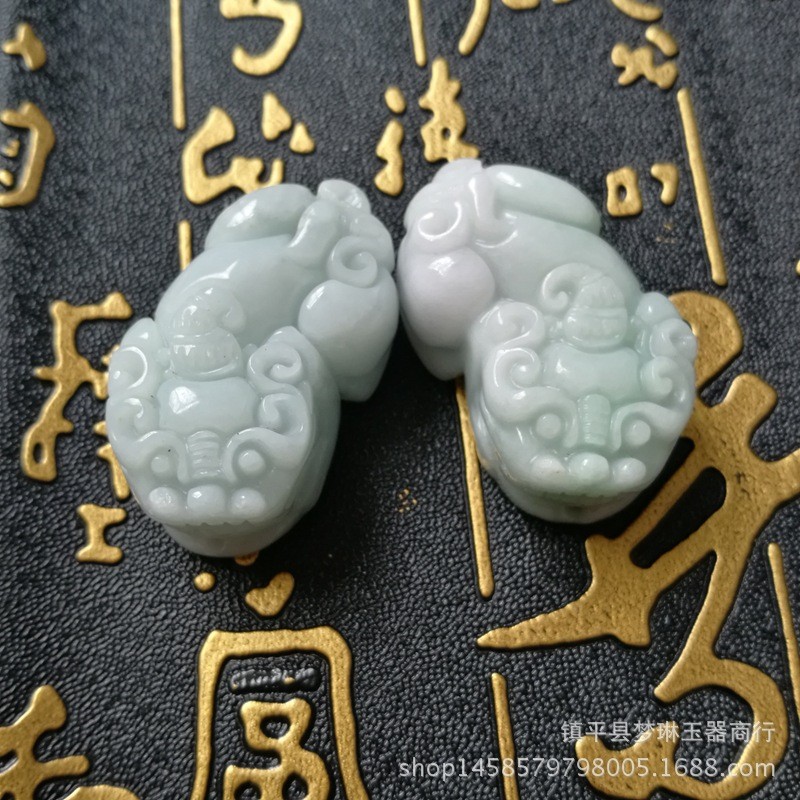 缅甸天然A货翡翠貔貅 精雕豆糯种翡翠玉貔貅厂家直供