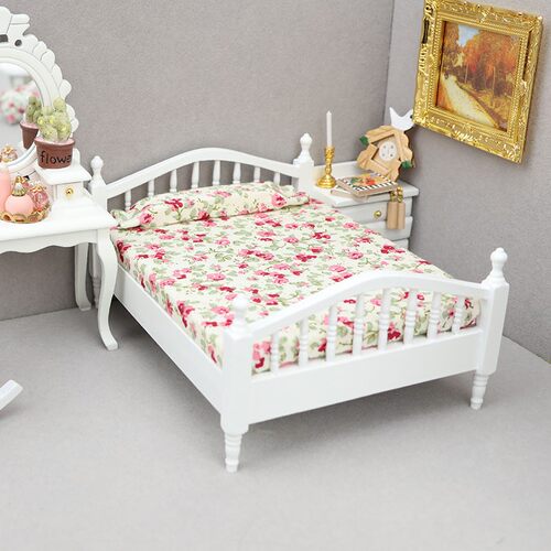 1：12迷你娃娃屋dollhouse家具清新小花簇卧室床单品拍摄道具摆件