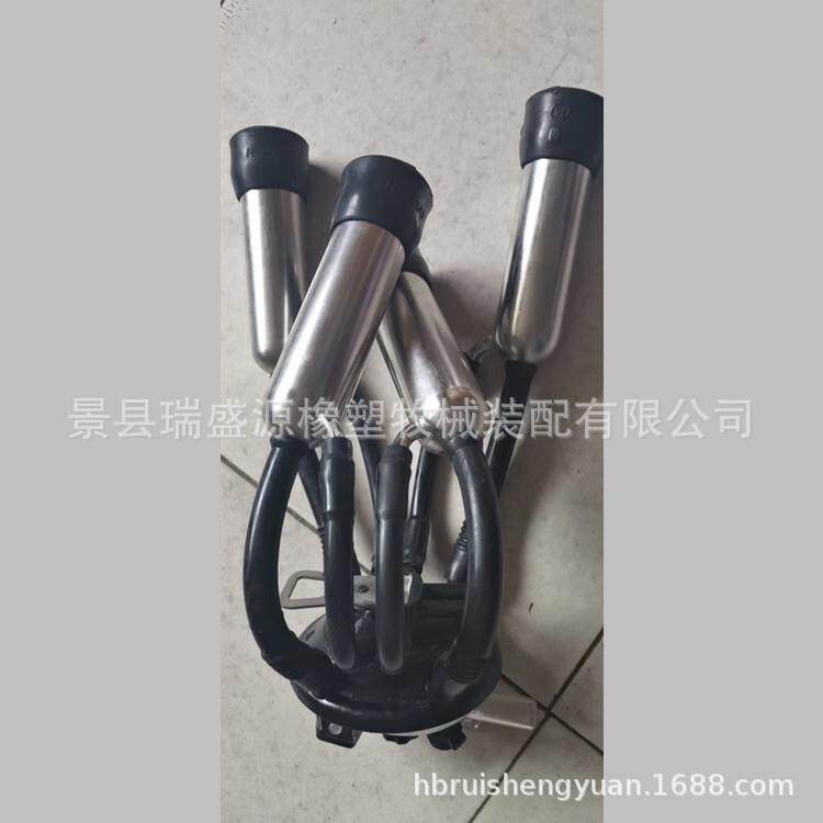 奶牛挤奶机奶杯组 吸奶器奶杯 奶厅挤奶设备挤奶机配件挤奶杯组